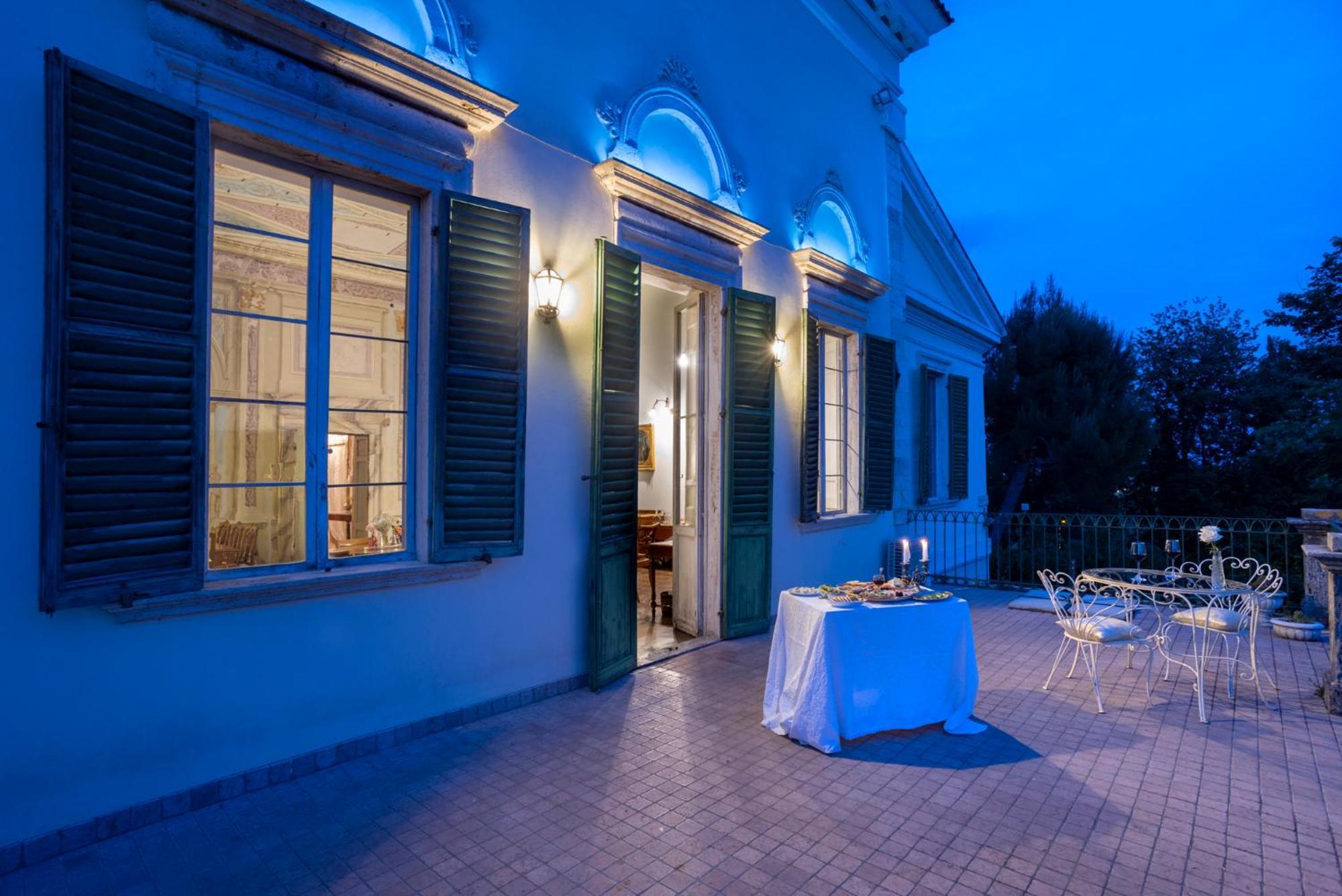 B&B In An 1800S Frescoed Villa With Panoramic Solarium And Historic Park - Villa Mastrangelo Colli del Tronto Luaran gambar