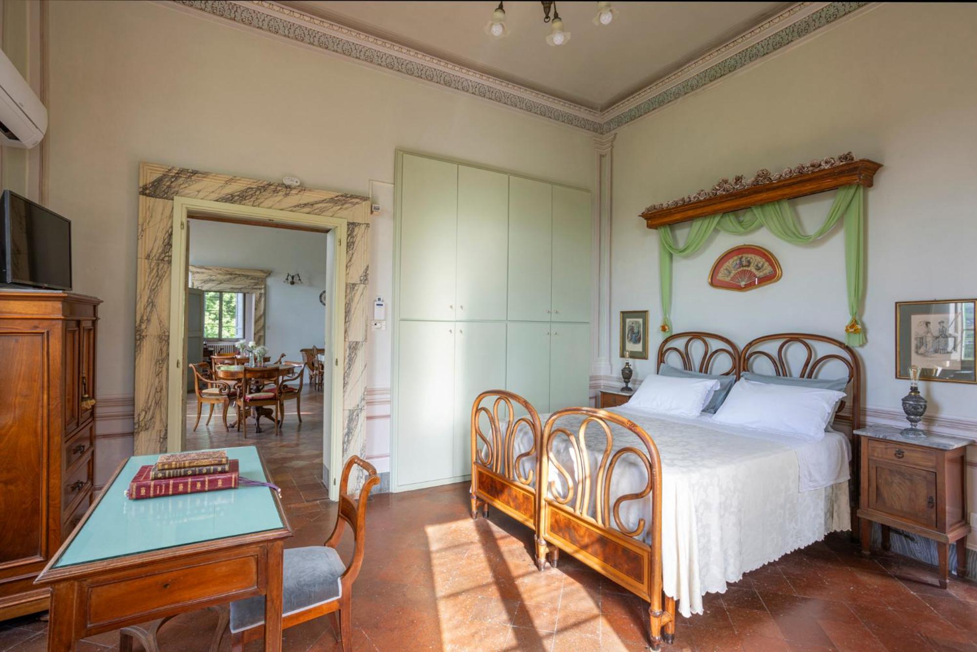 B&B In An 1800S Frescoed Villa With Panoramic Solarium And Historic Park - Villa Mastrangelo Colli del Tronto Luaran gambar