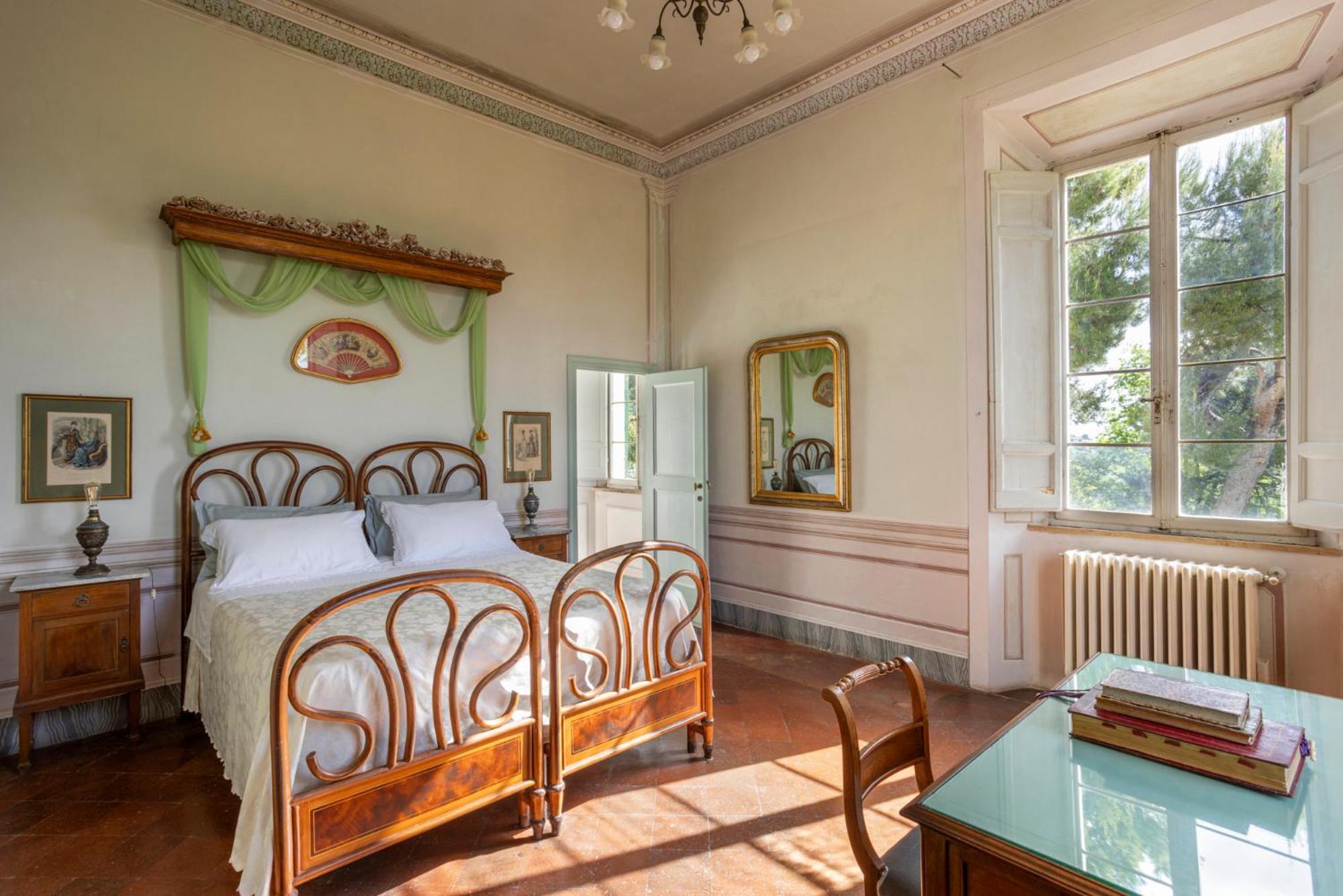 B&B In An 1800S Frescoed Villa With Panoramic Solarium And Historic Park - Villa Mastrangelo Colli del Tronto Luaran gambar